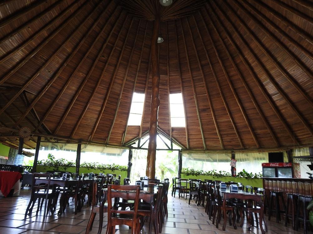 Lavas Tacotal Hotel