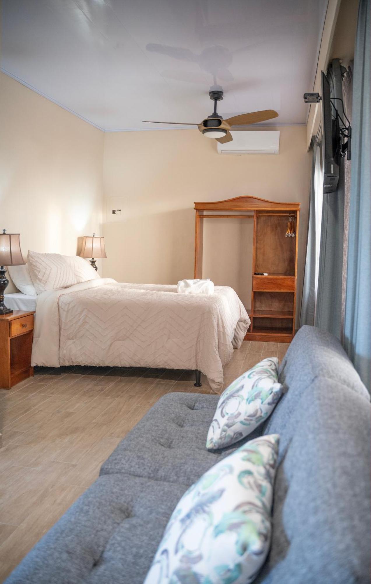 Hotel Lavas Tacotal